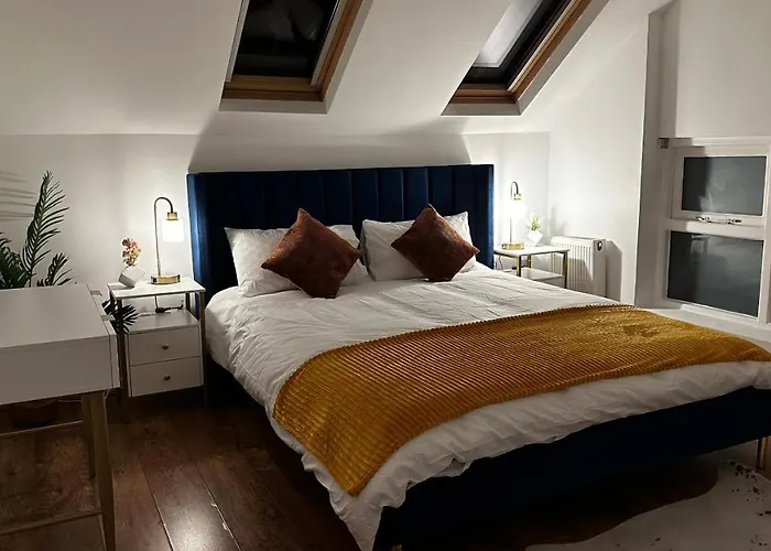 Aldo\'S 2 Bedroom Townhouse London N1